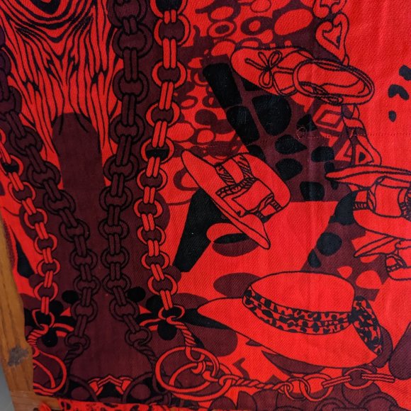 Ladies Red & Black Hat Shoes Chain Screen Print Fringed Throw Scarf 66" x 29" - Picture 1 of 8